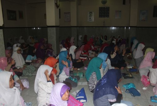Original Name_Darul Arqam Kelas 6 Mabit 2014_009